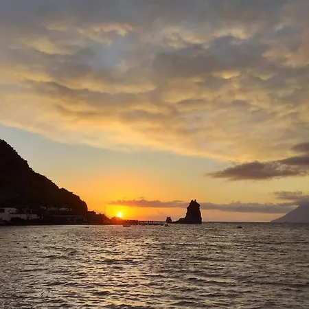 Hotel Torre Vulcano (Isola)